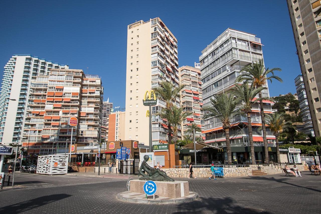 Apartamentos Las Carabelas Бенидорм Екстериор снимка