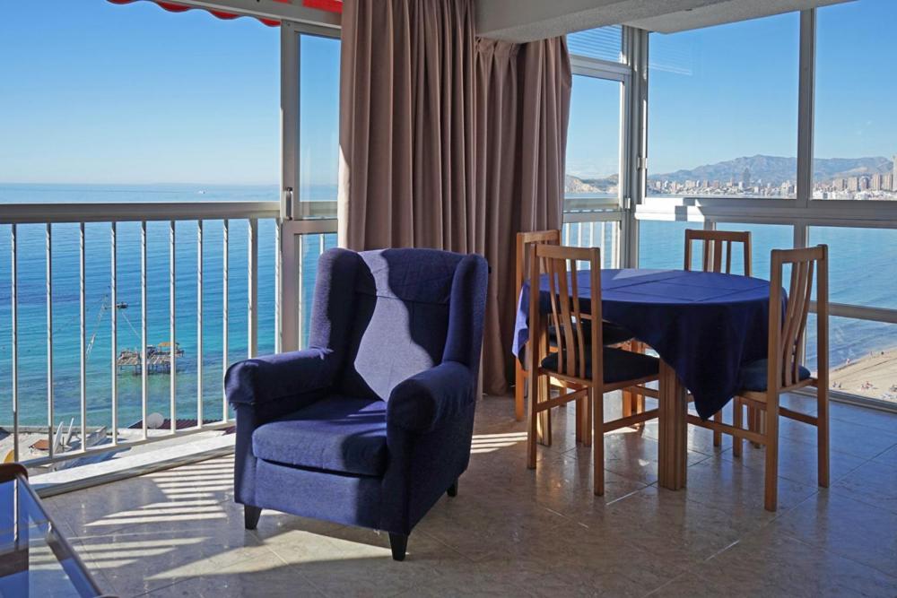 Apartamentos Las Carabelas Бенидорм Екстериор снимка