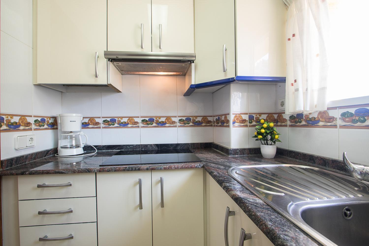Apartamentos Las Carabelas Бенидорм Екстериор снимка