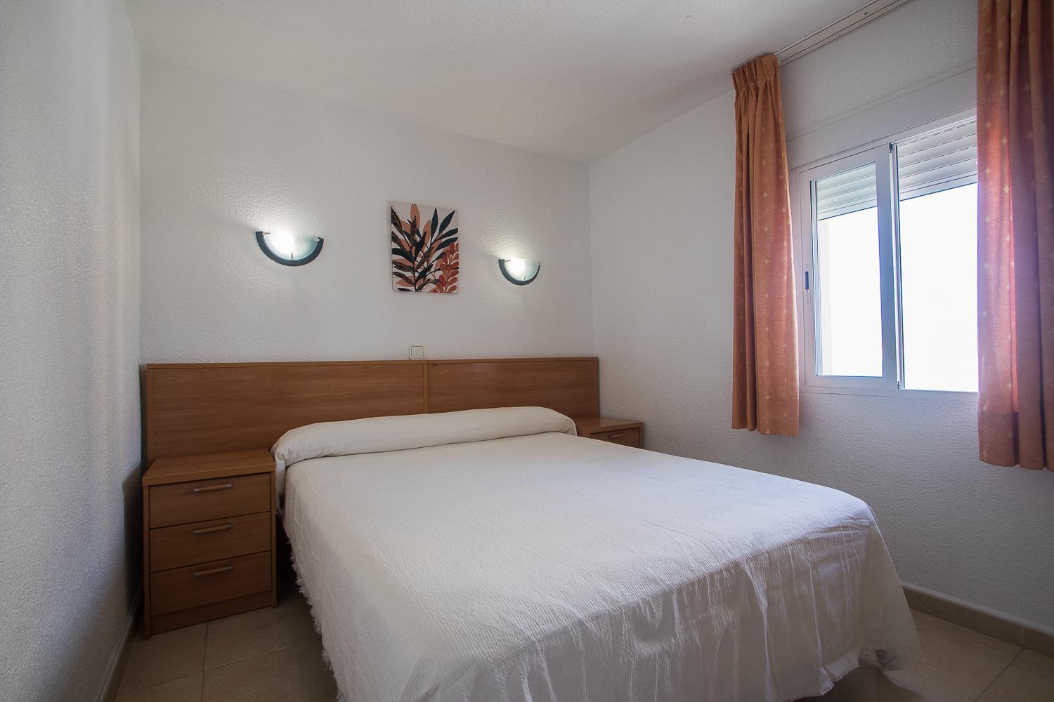 Apartamentos Las Carabelas Бенидорм Екстериор снимка