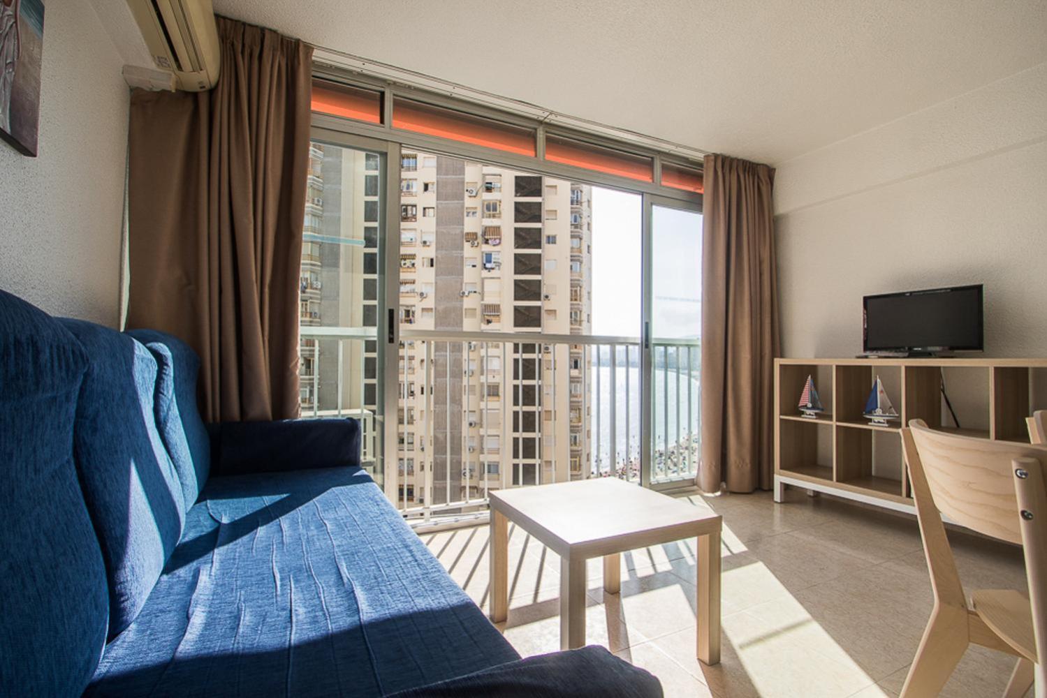 Apartamentos Las Carabelas Бенидорм Екстериор снимка