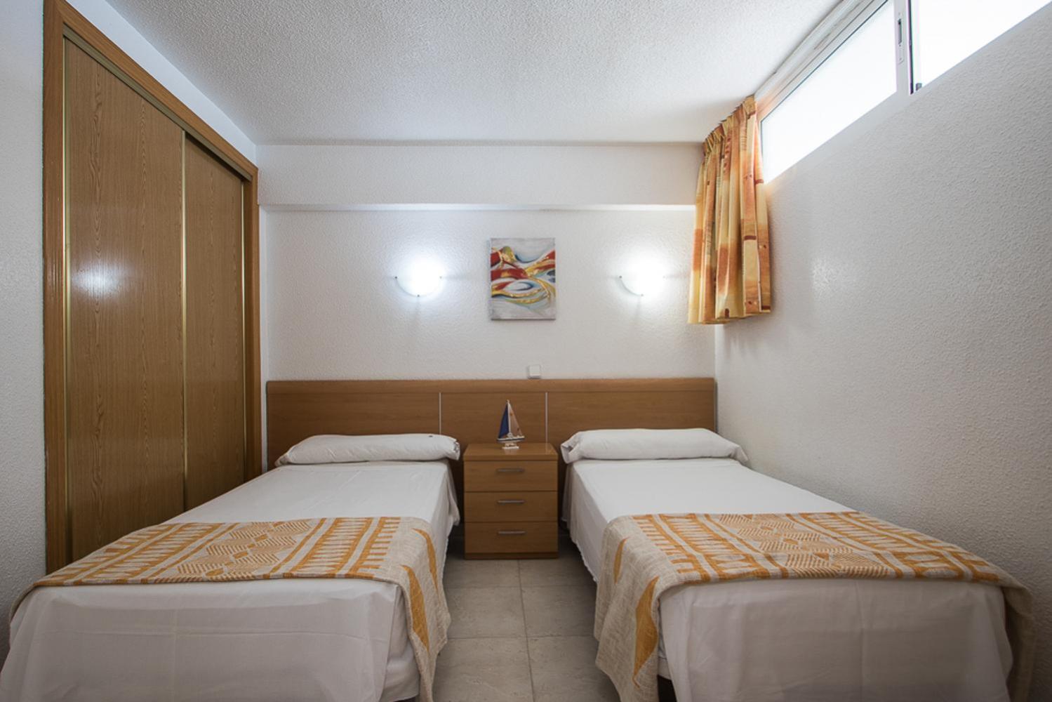 Apartamentos Las Carabelas Бенидорм Екстериор снимка